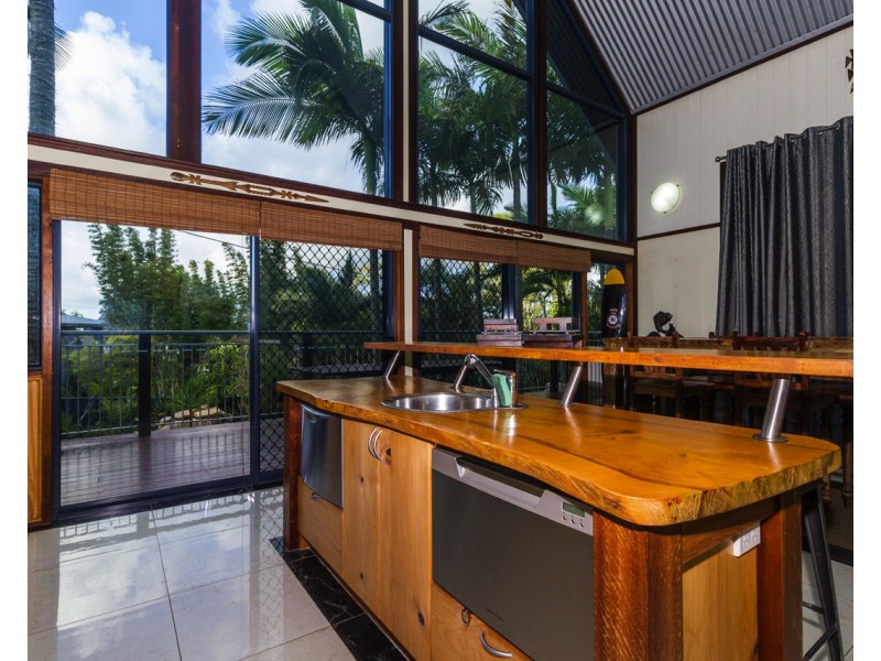 36 Kamar St, Russell Island QLD 4184
