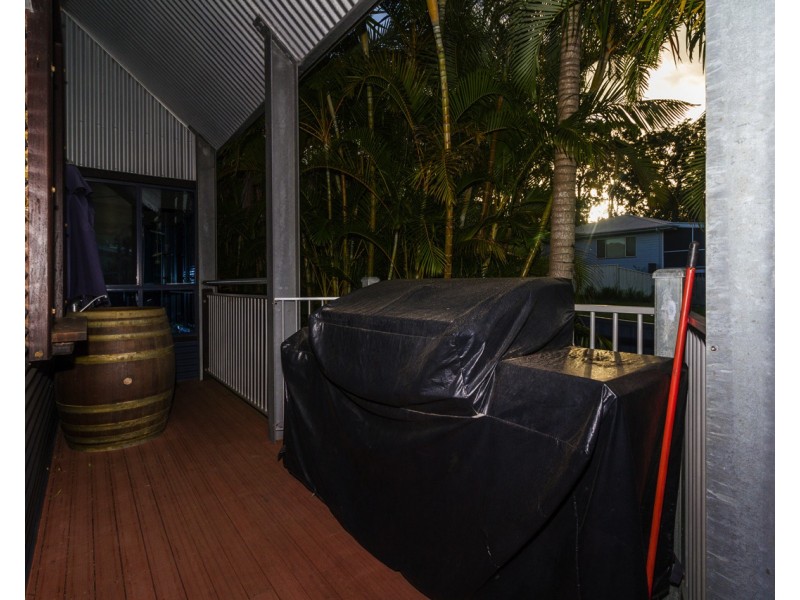 36 Kamar St, Russell Island QLD 4184