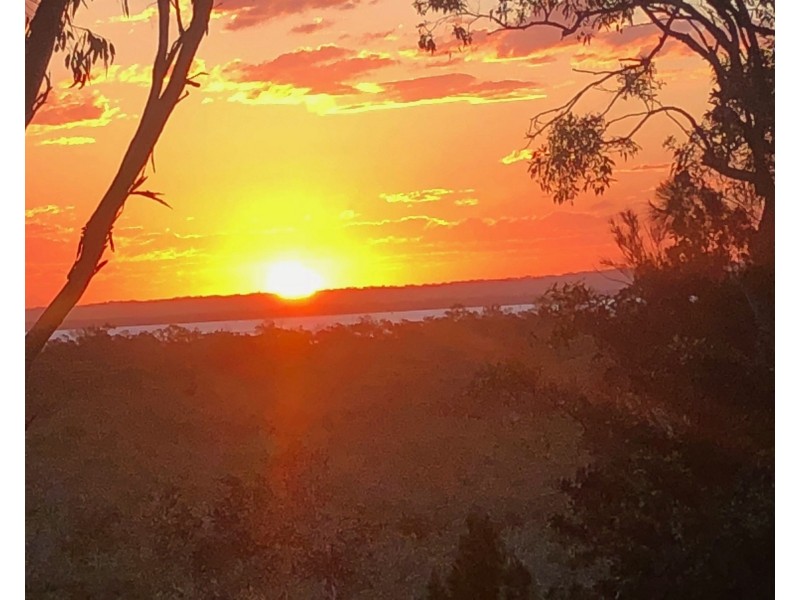 18 Junee Pde, Karragarra Island QLD 4184