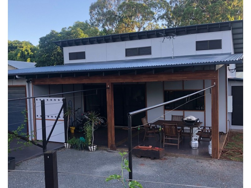 18 Junee Pde, Karragarra Island QLD 4184