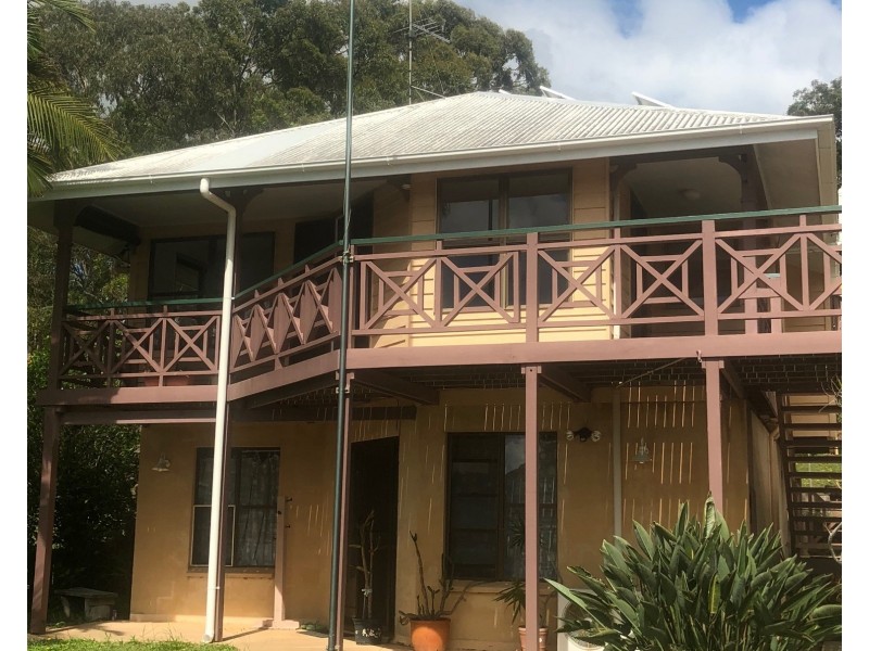 94 Wahine Dr, Russell Island QLD 4184