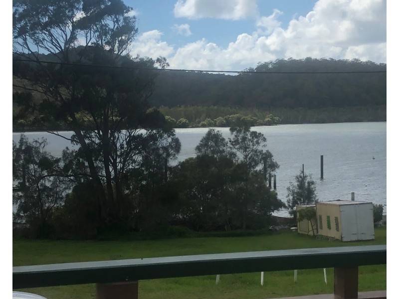 94 Wahine Dr, Russell Island QLD 4184