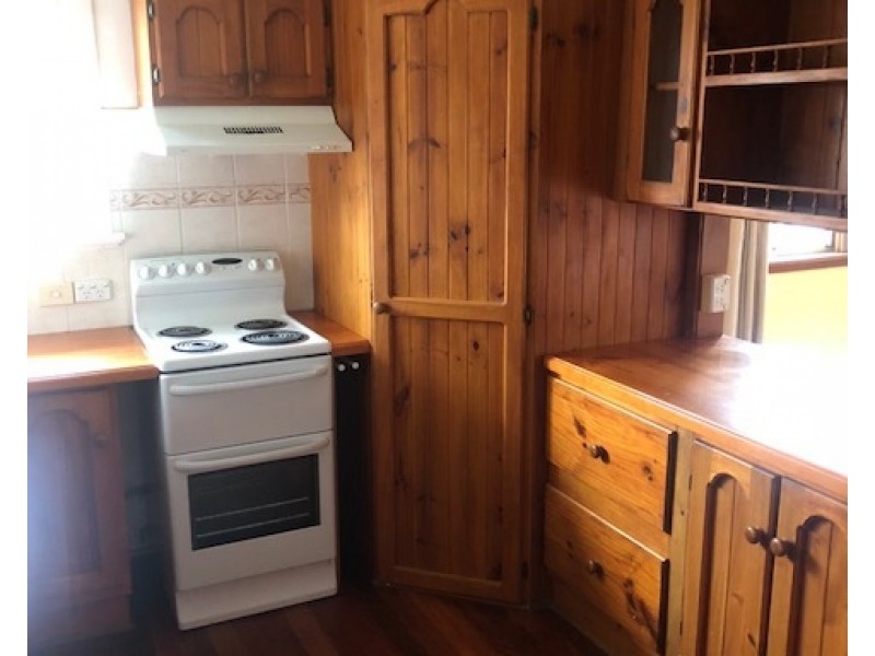 2 Highland St, Russell Island QLD 4184