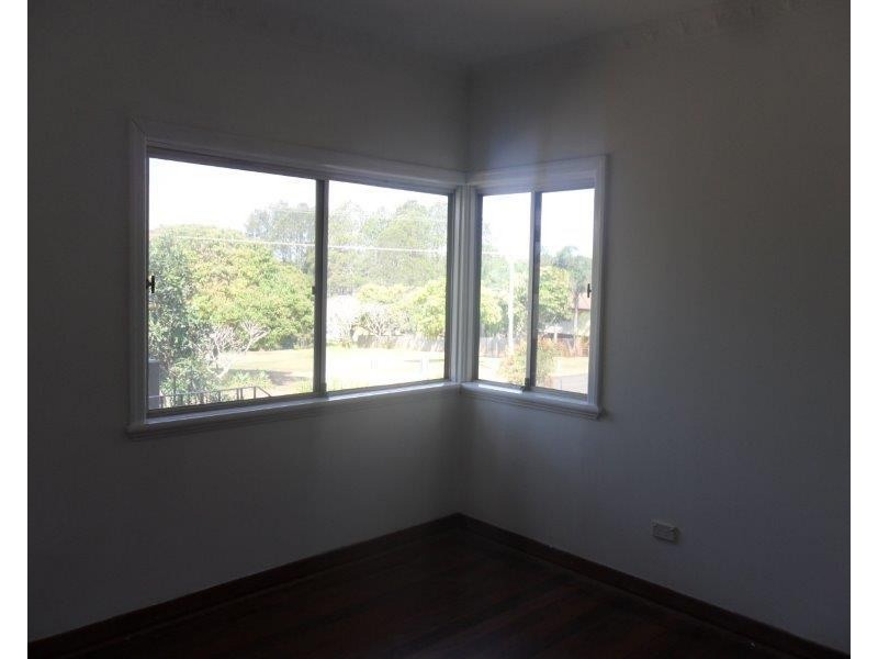 2 Highland St, Russell Island QLD 4184