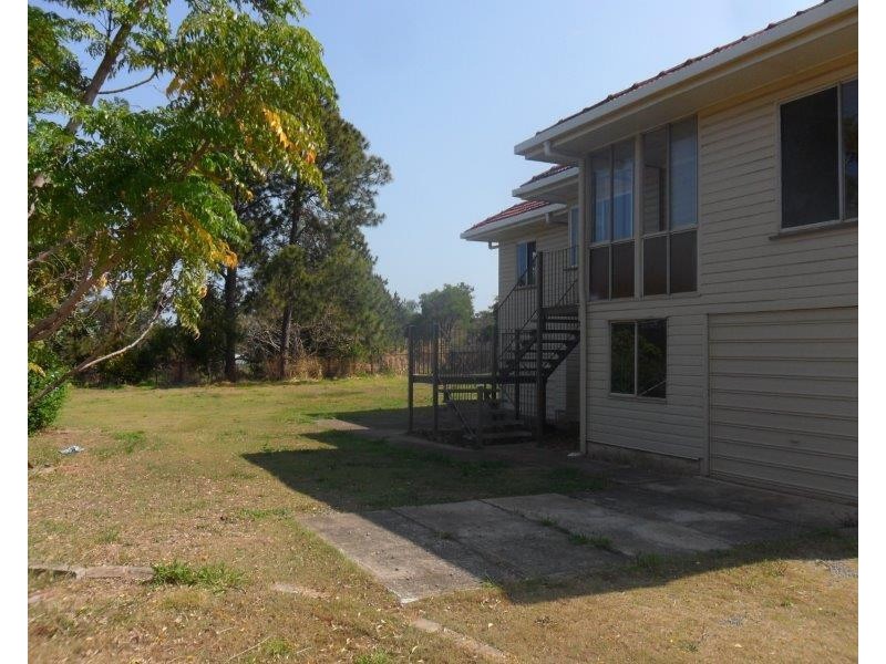 2 Highland St, Russell Island QLD 4184