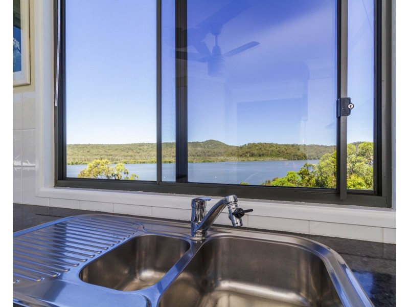 117 Wahine Drive, Russell Island QLD 4184