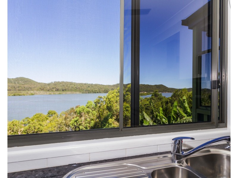 117 Wahine Drive, Russell Island QLD 4184