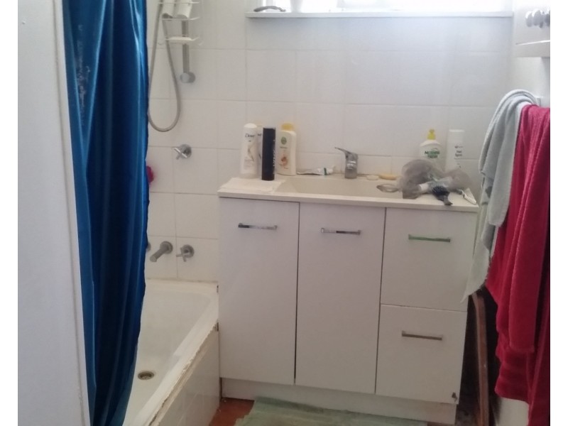 75 Minjerriba Rd, Russell Island QLD 4184