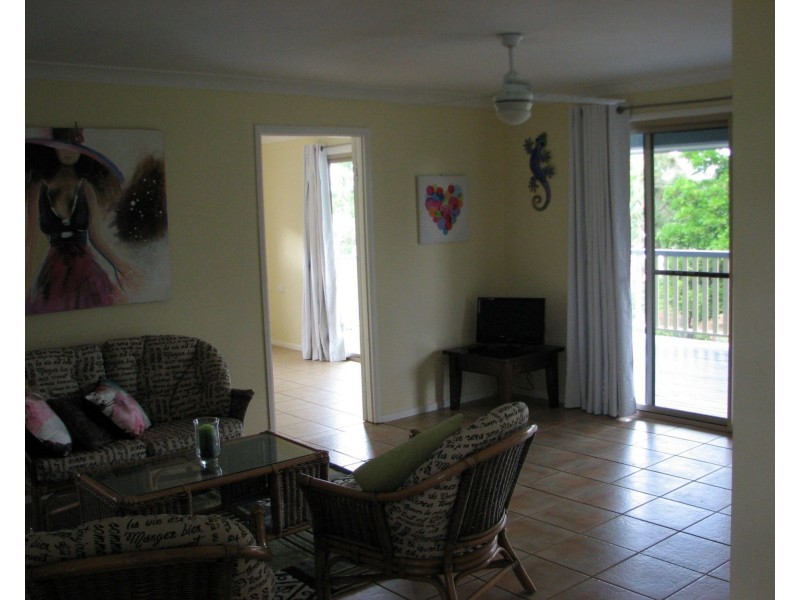 28 Roebuck Road, Russell Island QLD 4184