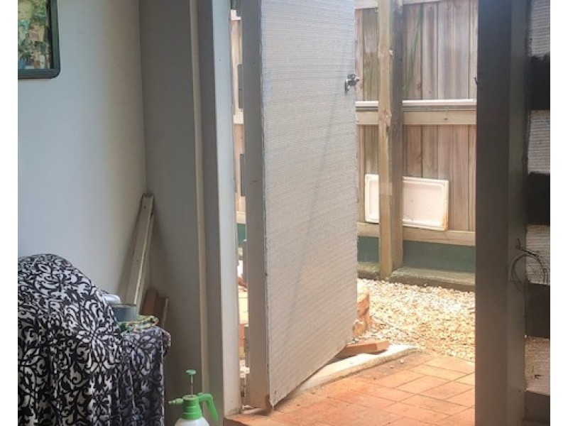 10 Phoenix St, Russell Island QLD 4184