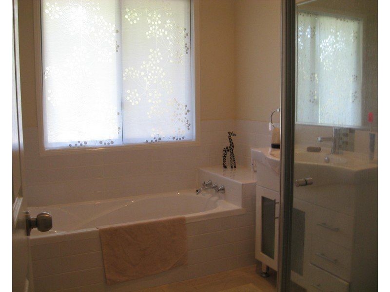 52 Barcelona Tce, Russell Island QLD 4184