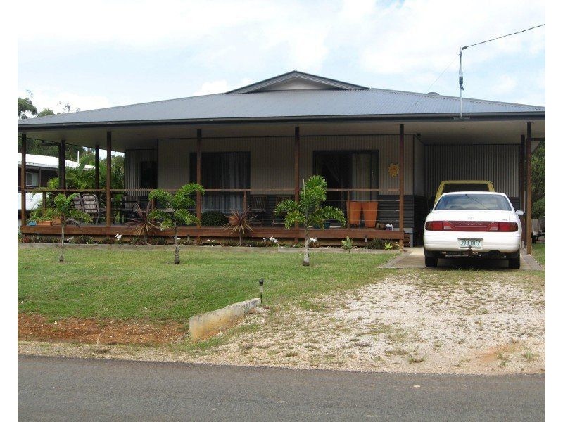 52 Barcelona Tce, Russell Island QLD 4184