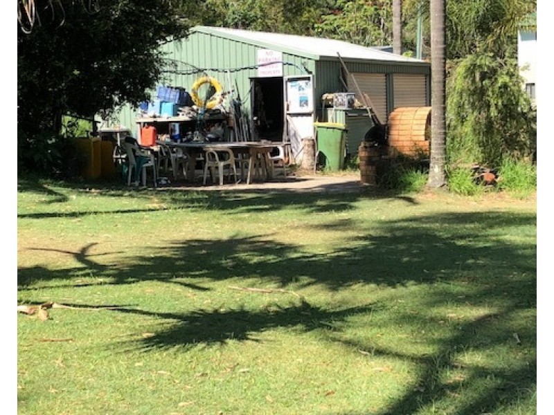 1A Bayview Rd, Russell Island QLD 4184