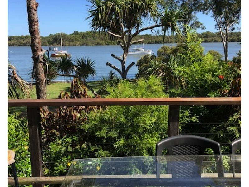 1A Bayview Rd, Russell Island QLD 4184