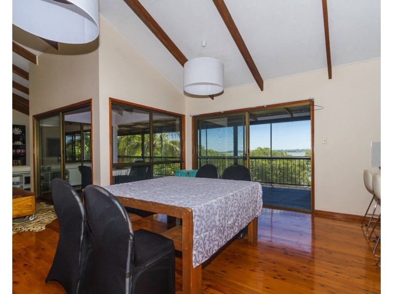 59 Canaipa Point Dr, Russell Island QLD 4184