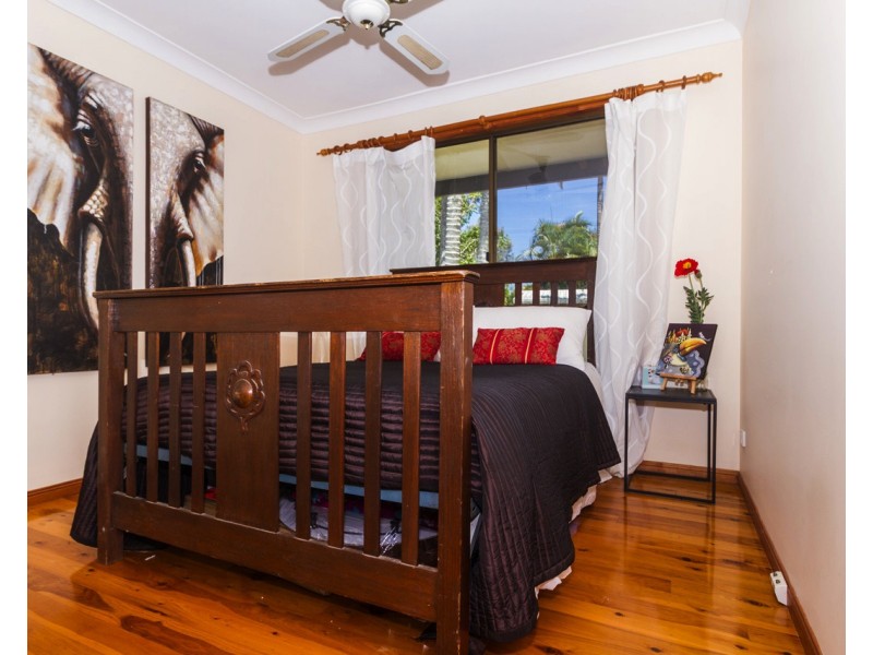 59 Canaipa Point Dr, Russell Island QLD 4184