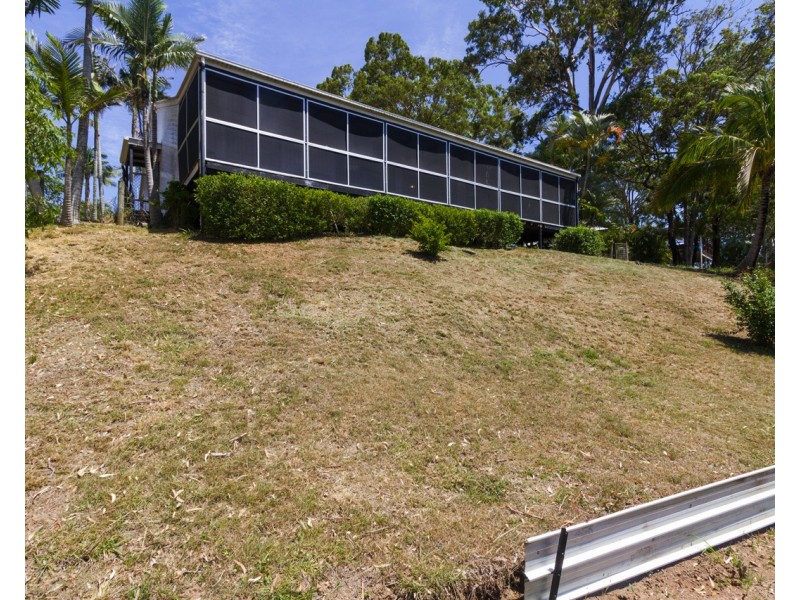 59 Canaipa Point Dr, Russell Island QLD 4184