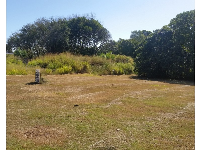 17 Sandra Street, Russell Island QLD 4184