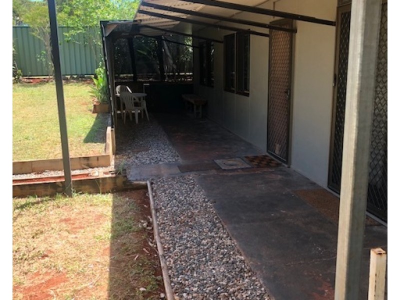 6 Pao Pao Rd, Russell Island QLD 4184