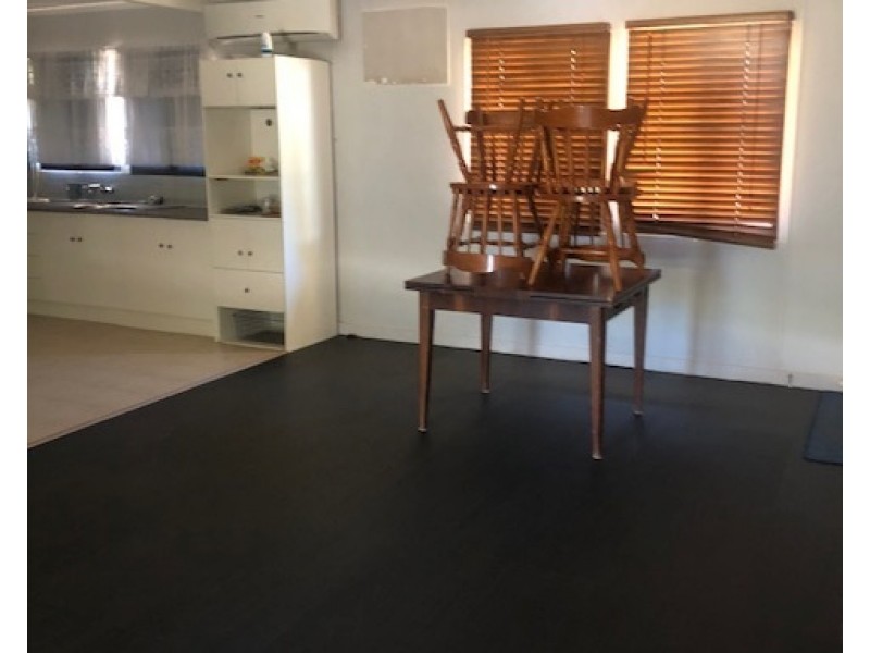 6 Pao Pao Rd, Russell Island QLD 4184