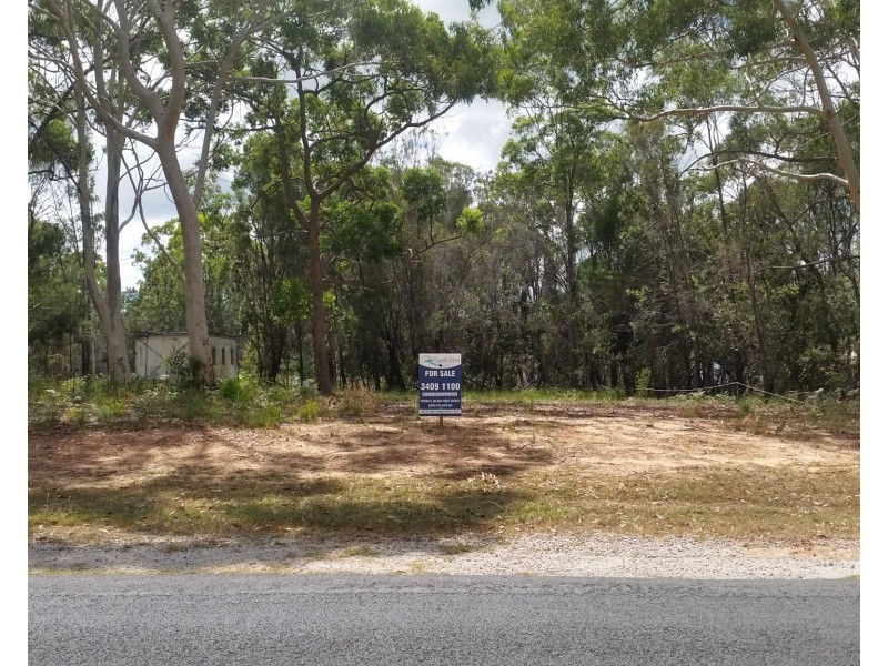 211 Centre Road, Russell Island QLD 4184