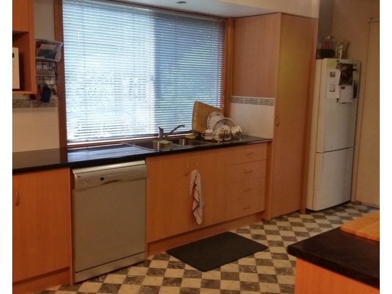 32 Ilumba St, Russell Island QLD 4184