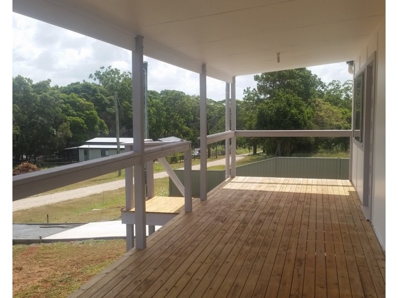 17 Roebuck Road, Russell Island QLD 4184