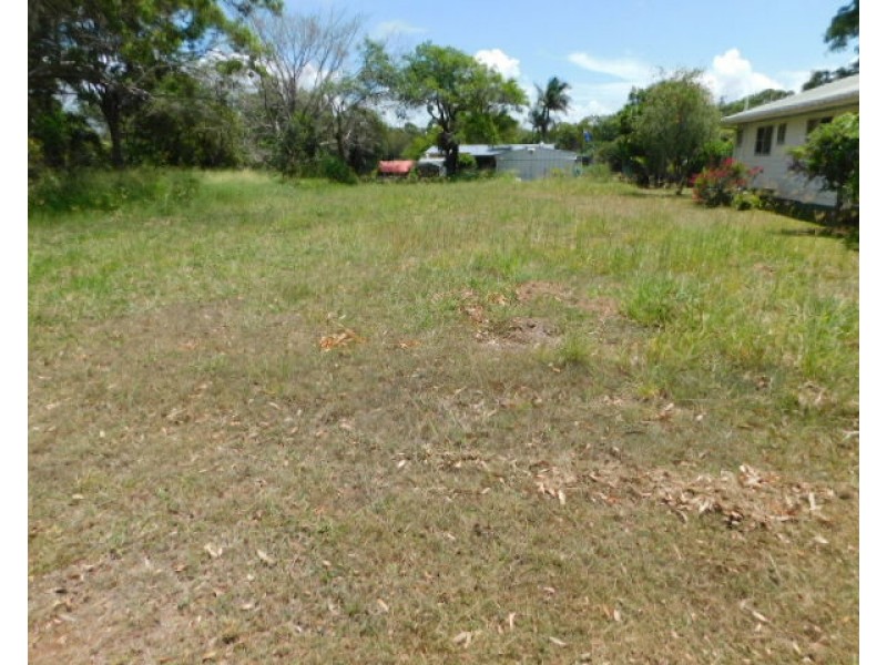 4 Hill Street, Russell Island QLD 4184