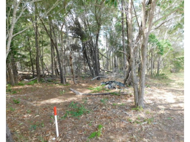 16 Scenic Drive, Russell Island QLD 4184