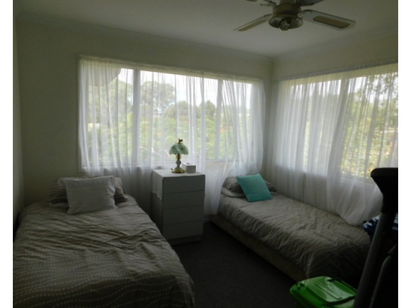 17 Hill St, Russell Island QLD 4184
