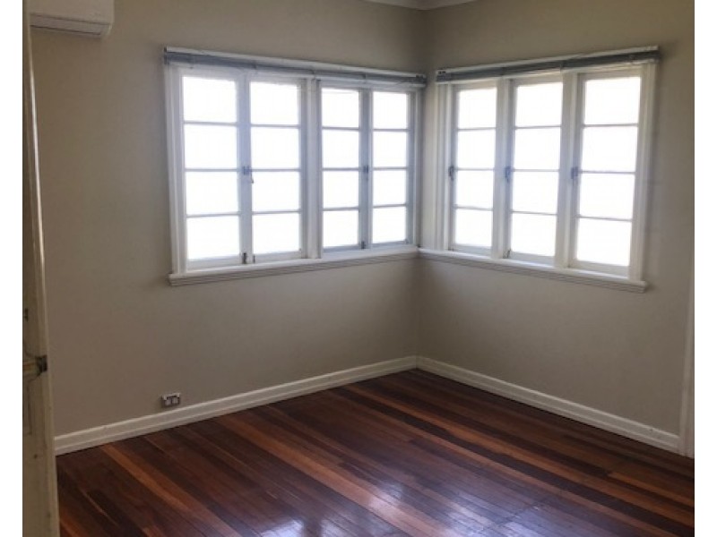 17 Tenanne St, Russell Island QLD 4184