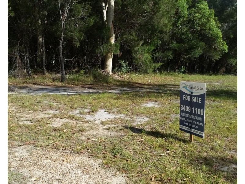 73 Minjerriba Rd, Russell Island QLD 4184