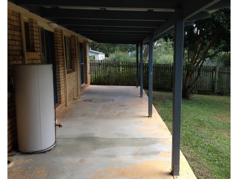 31 Jackson Rd, Russell Island QLD 4184