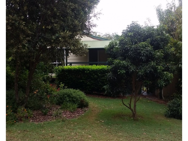 6 Parish St, Russell Island QLD 4184