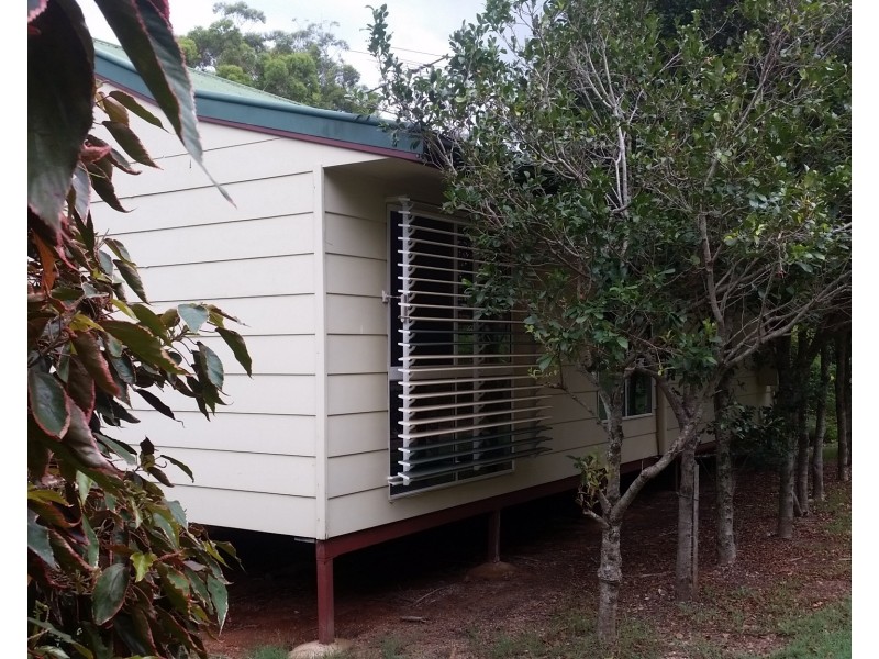 6 Parish St, Russell Island QLD 4184