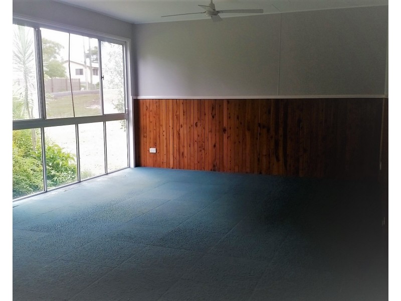6 Parish St, Russell Island QLD 4184