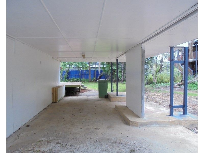 4 Pearl St, Russell Island QLD 4184