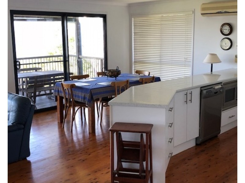 74 Deenya Pde, Russell Island QLD 4184