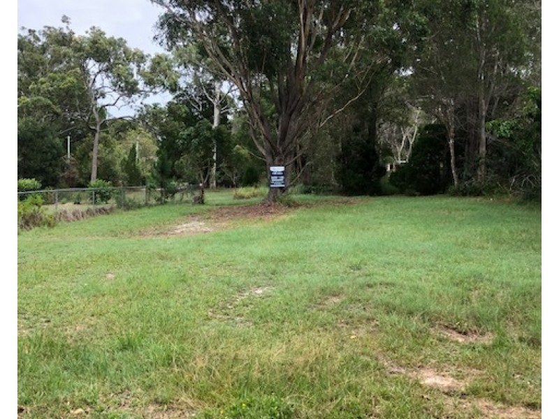 28 Inlet Ave, Russell Island QLD 4184