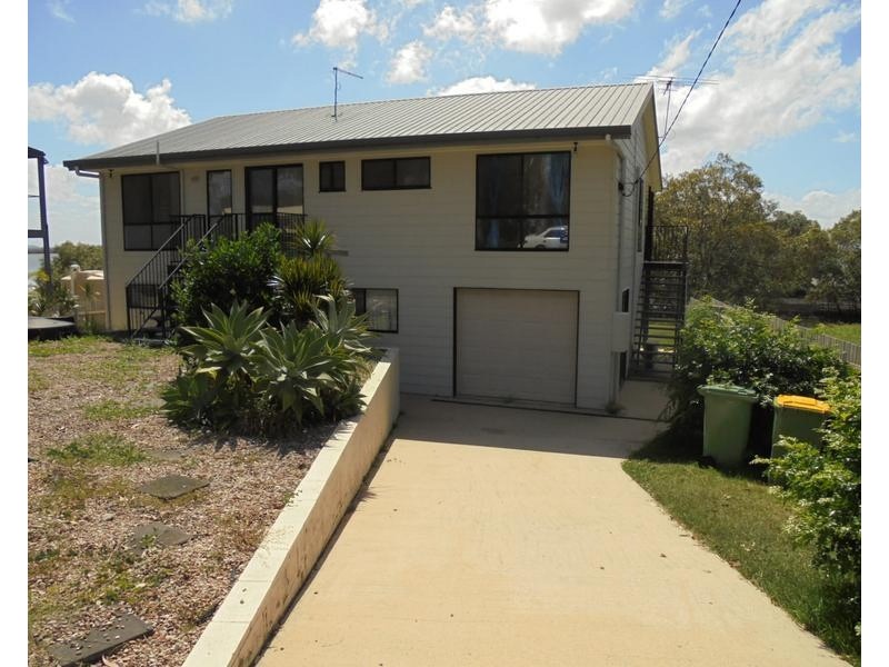 55 Bangalow St, Russell Island QLD 4184