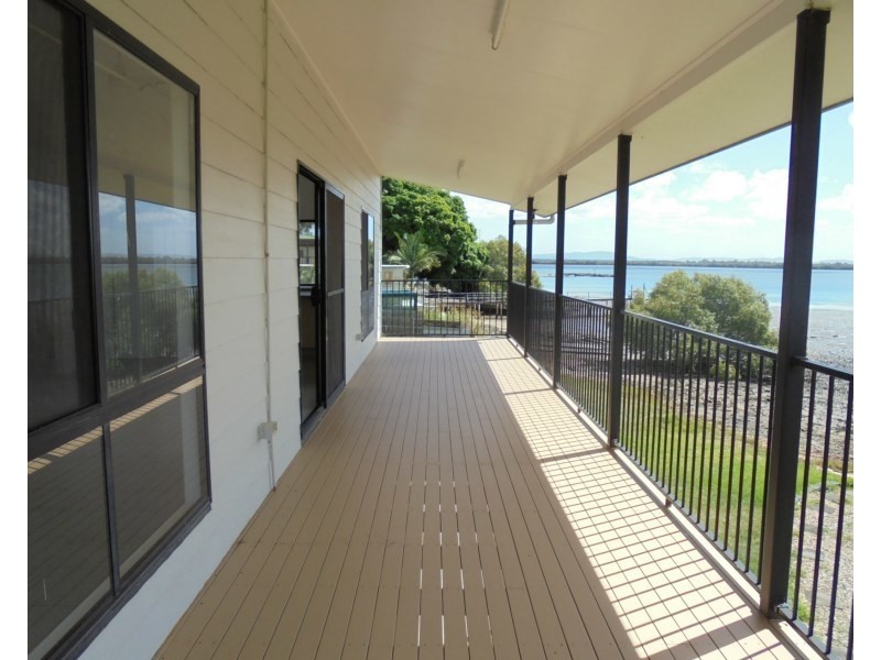 55 Bangalow St, Russell Island QLD 4184