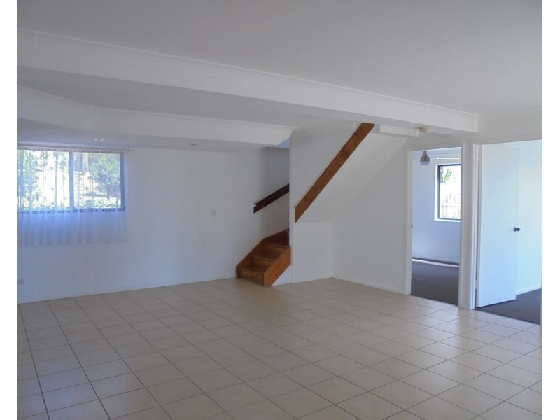 55 Bangalow St, Russell Island QLD 4184