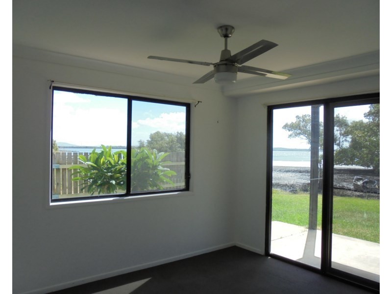 55 Bangalow St, Russell Island QLD 4184