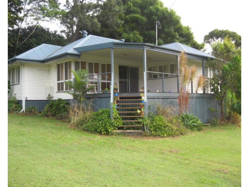1 Iris Street, Russell Island QLD 4184