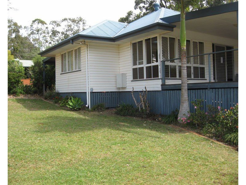 1 Iris Street, Russell Island QLD 4184