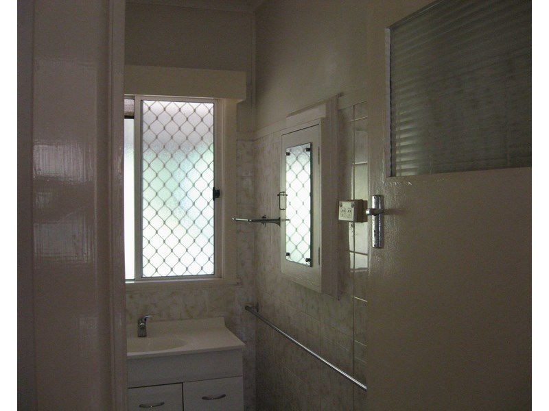 1 Iris Street, Russell Island QLD 4184