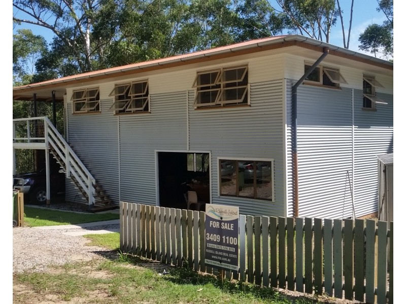 50 Deenya Pde, Russell Island QLD 4184