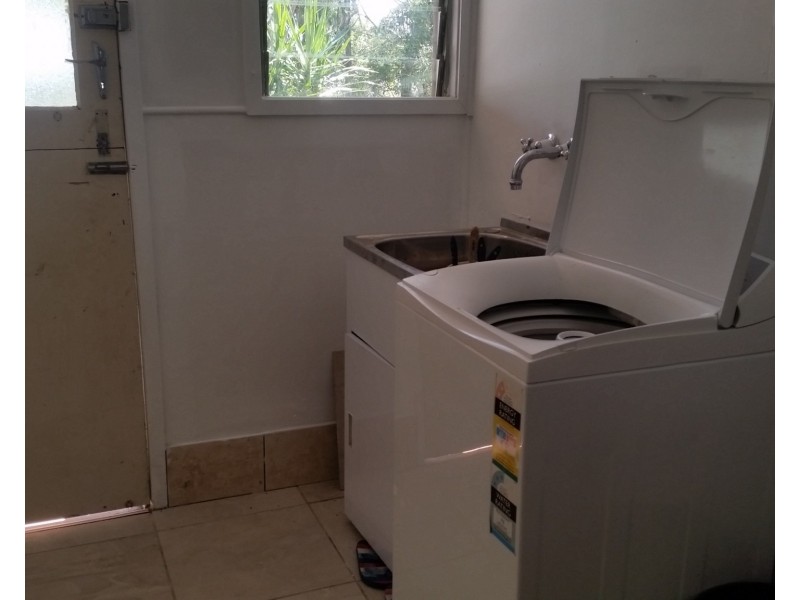 50 Deenya Pde, Russell Island QLD 4184