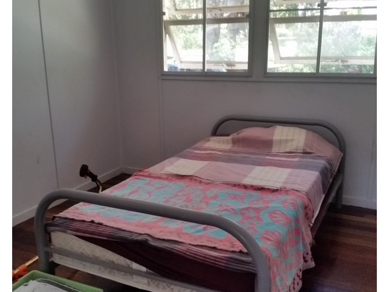 50 Deenya Pde, Russell Island QLD 4184