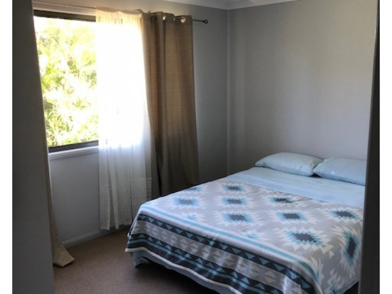 17 Bernborough St, Russell Island QLD 4184